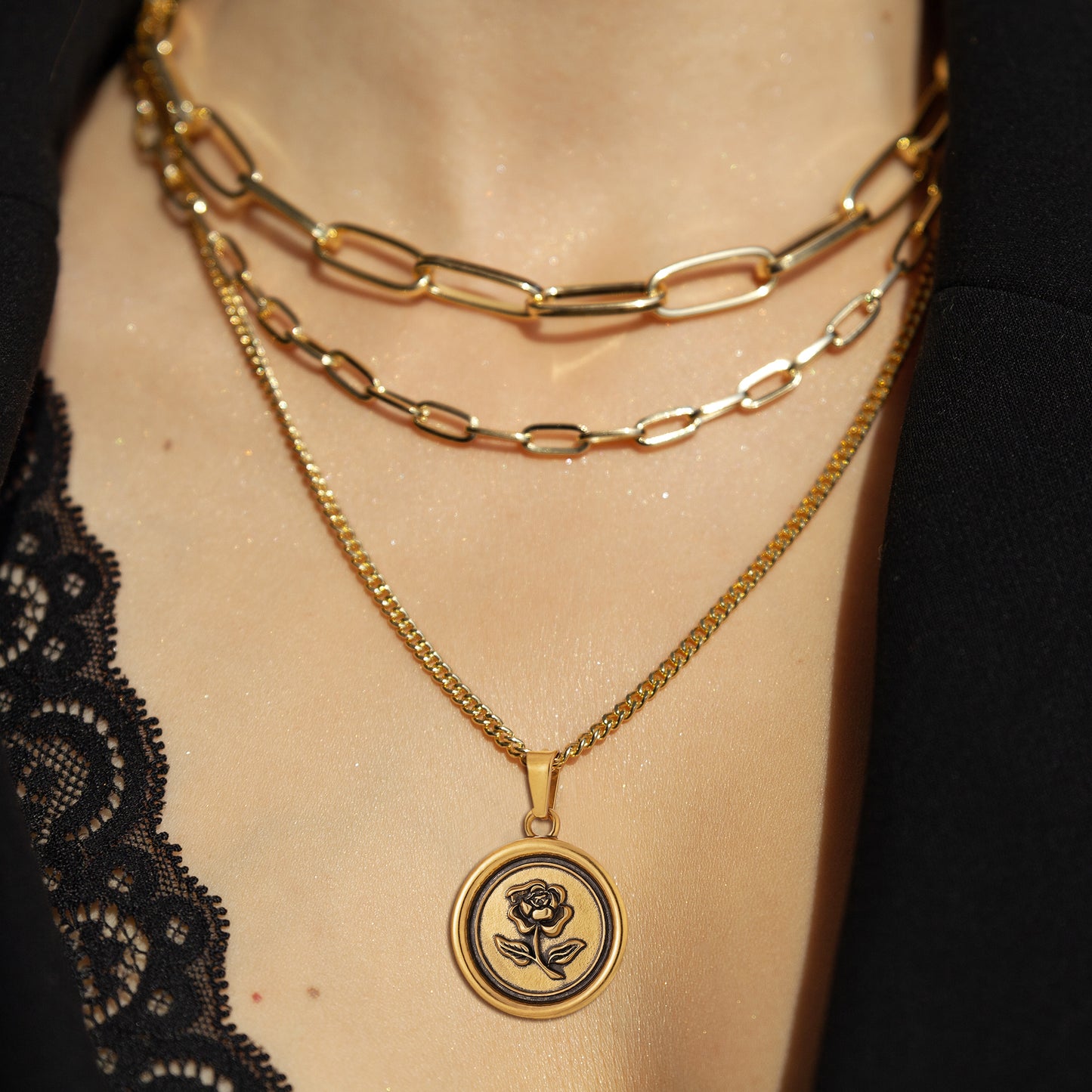 Antique Gold Rose Pendant Necklace Curb Chain N00871