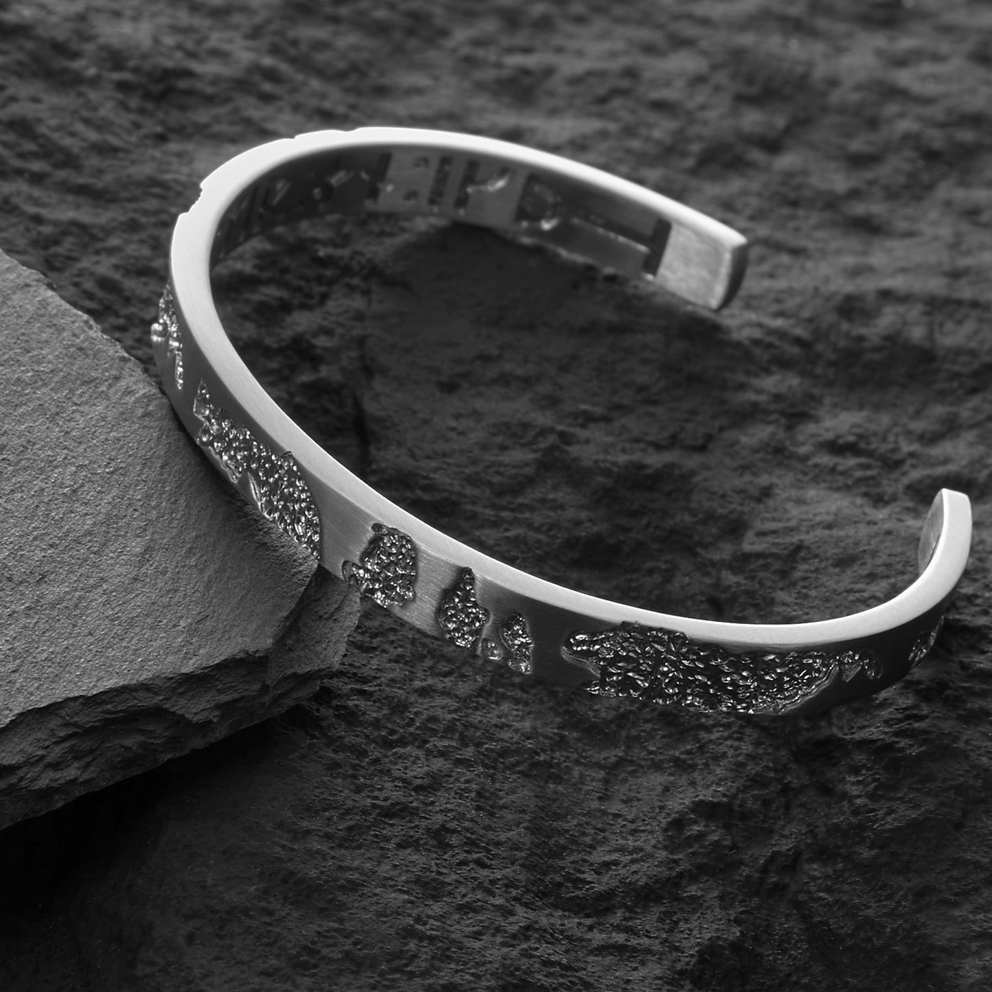 Map Bracelet B00697