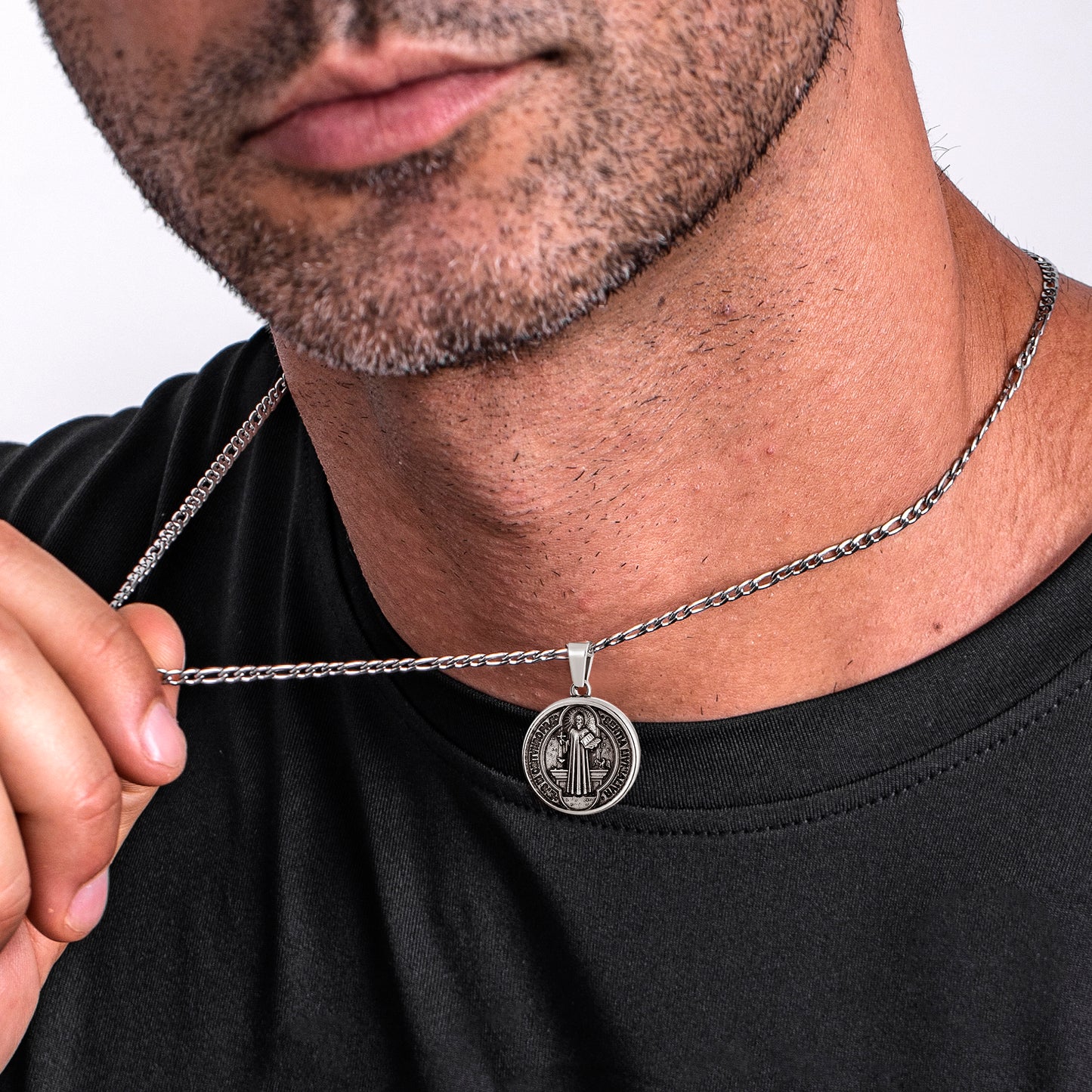 Antique Silver Pendant Necklace Figaro Chain N00912