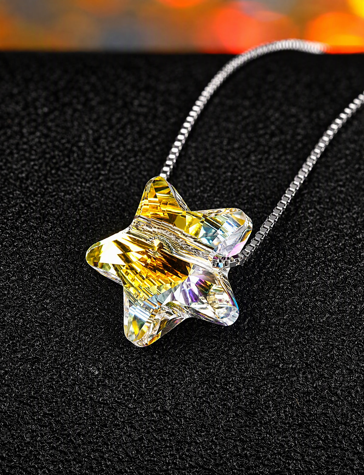 Star Pendant Necklace for Women, Faceted Geometric Star Design, Minimalist Celestial Jewelry for Everyday Style