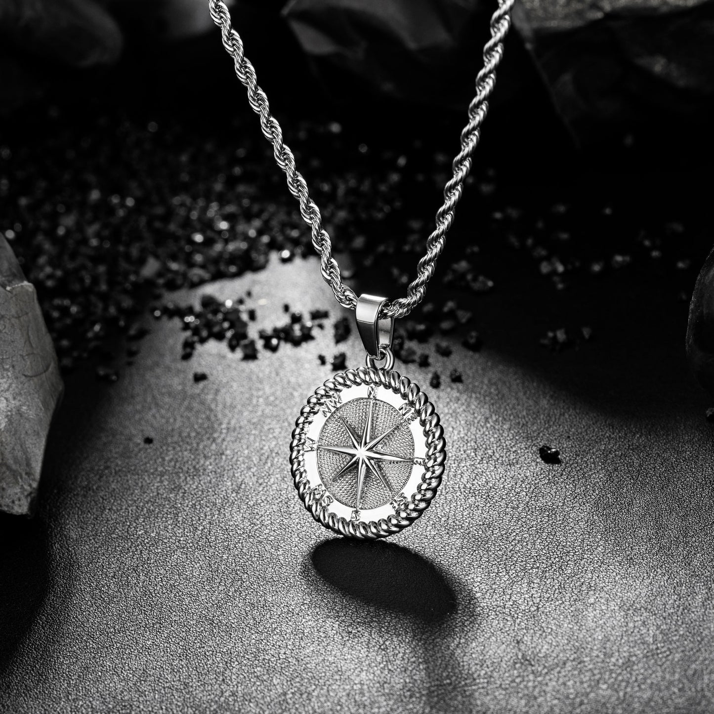 Compass Pendant Necklace Twisted Rope Chain N00372