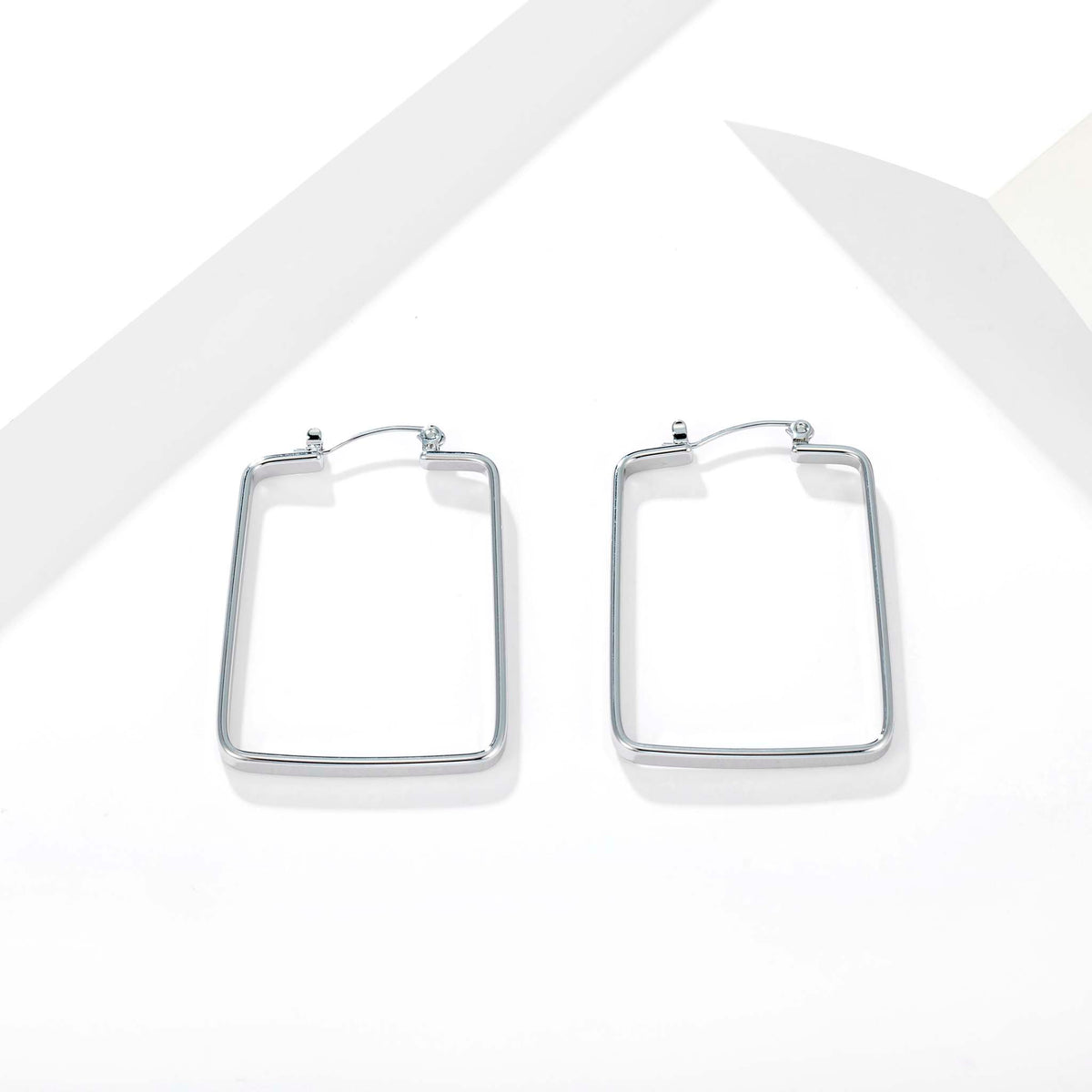 Geometric Square Hoop Earrings for Women, Stainless Steel Minimalist Rectangle Earrings, Modern Everyday Jewelry for Stylish Outfits