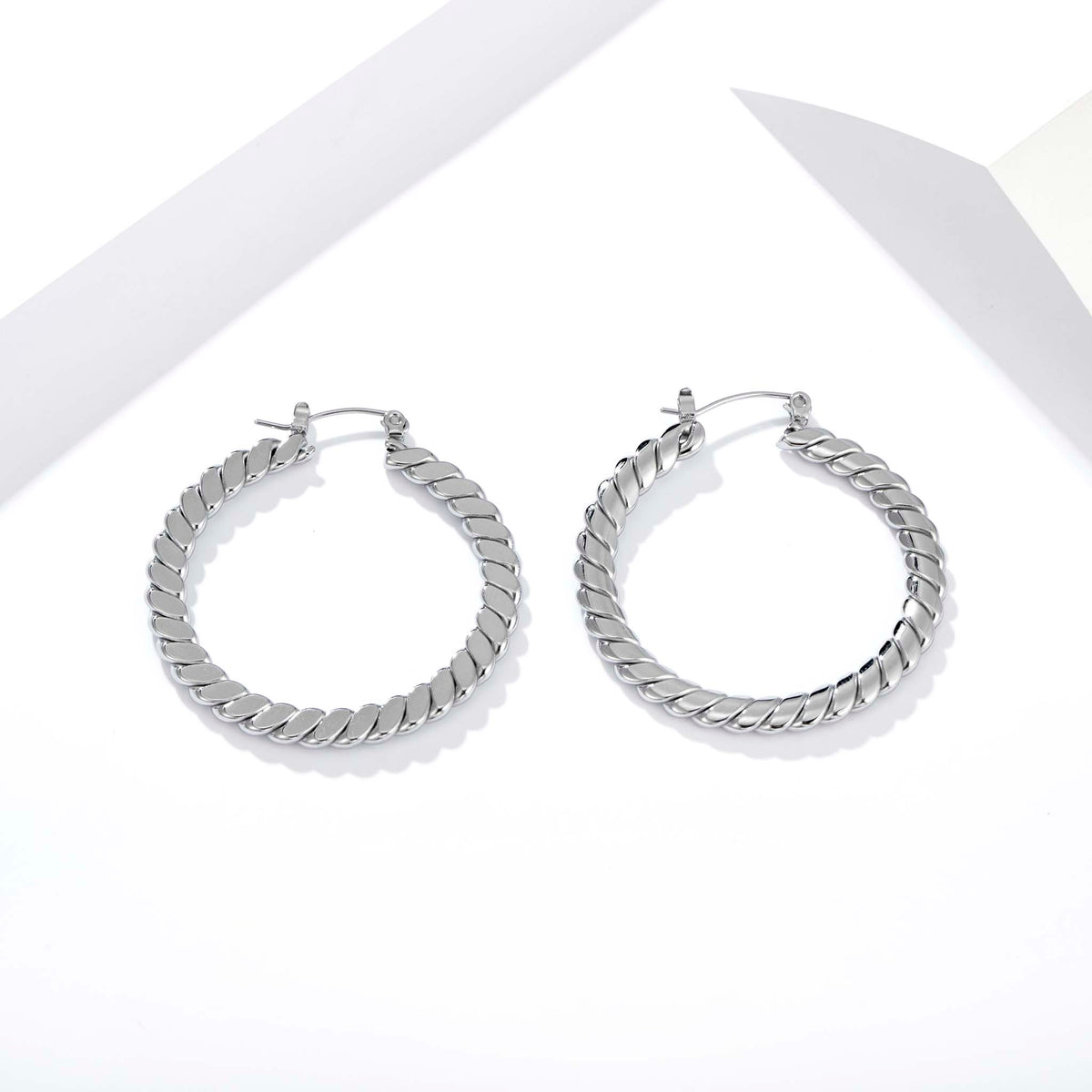 Twisted Hoop Earrings for Women, Geometric Round Earrings, Ribbed Spiral Jewelry Pair for Daily and Occasion Wear