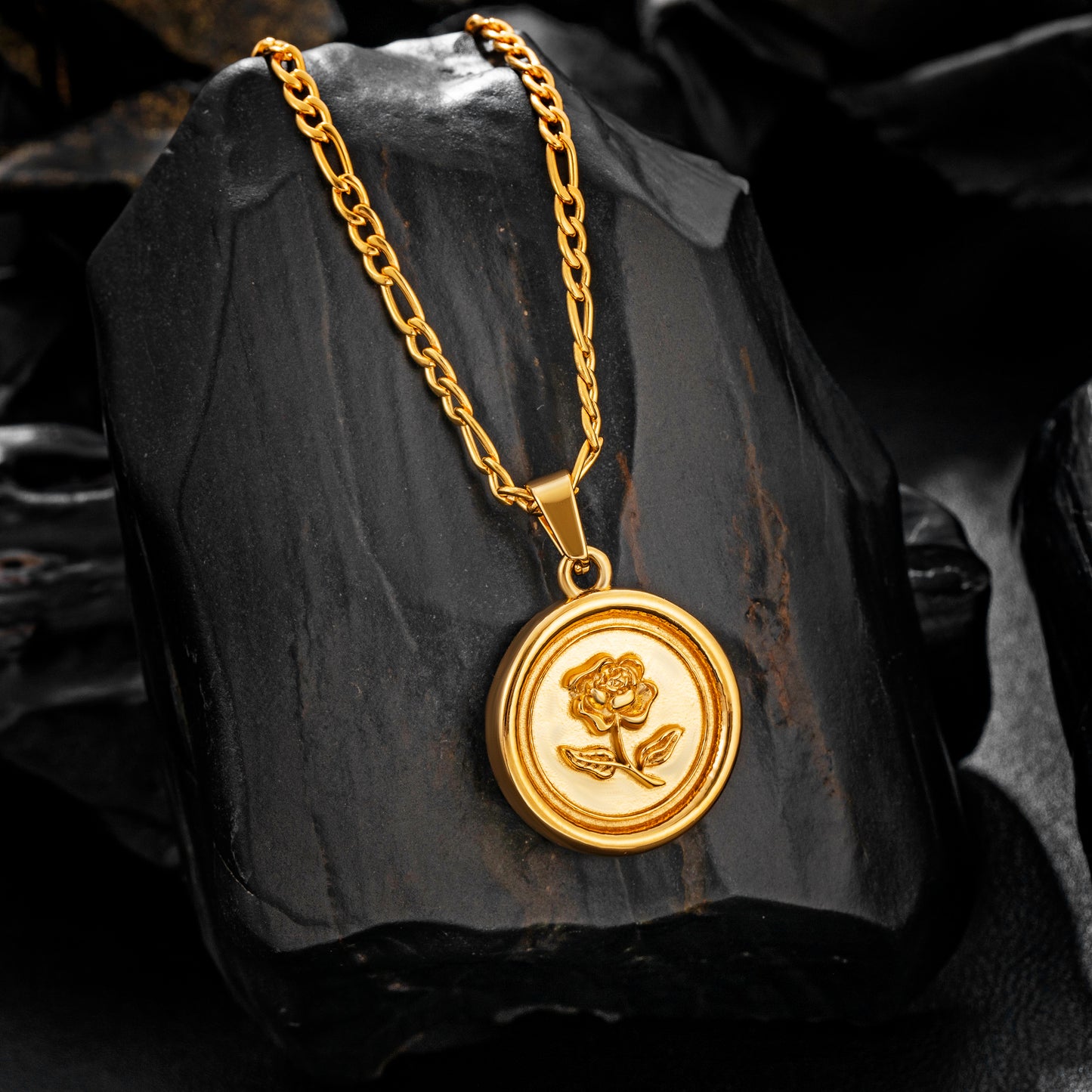 Gold Rose Pendant Necklace Figaro Chain N00861