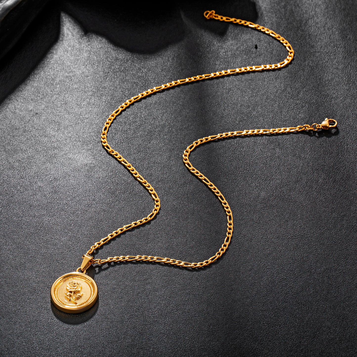 Gold Rose Pendant Necklace Figaro Chain N01545