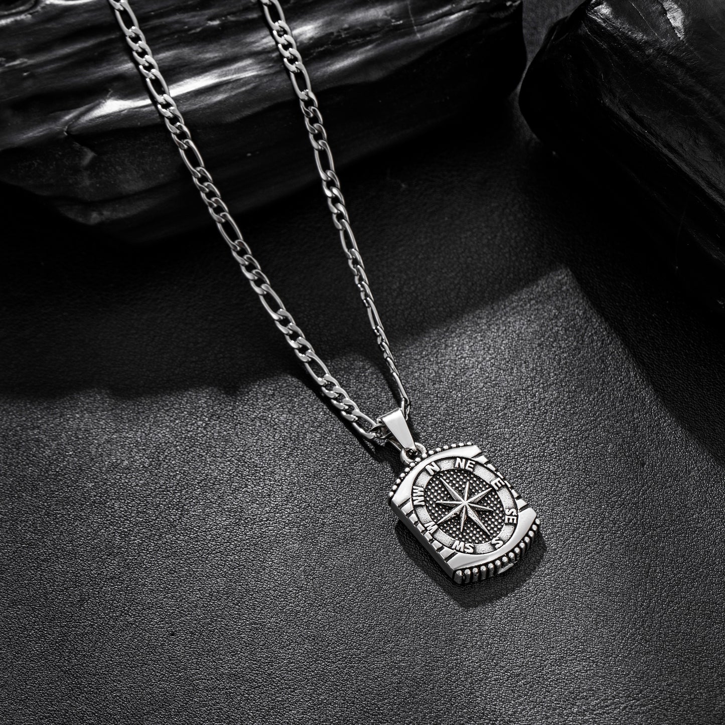 Antique Silver Rectangle Compass Pendant Necklace Figaro Chain N01304