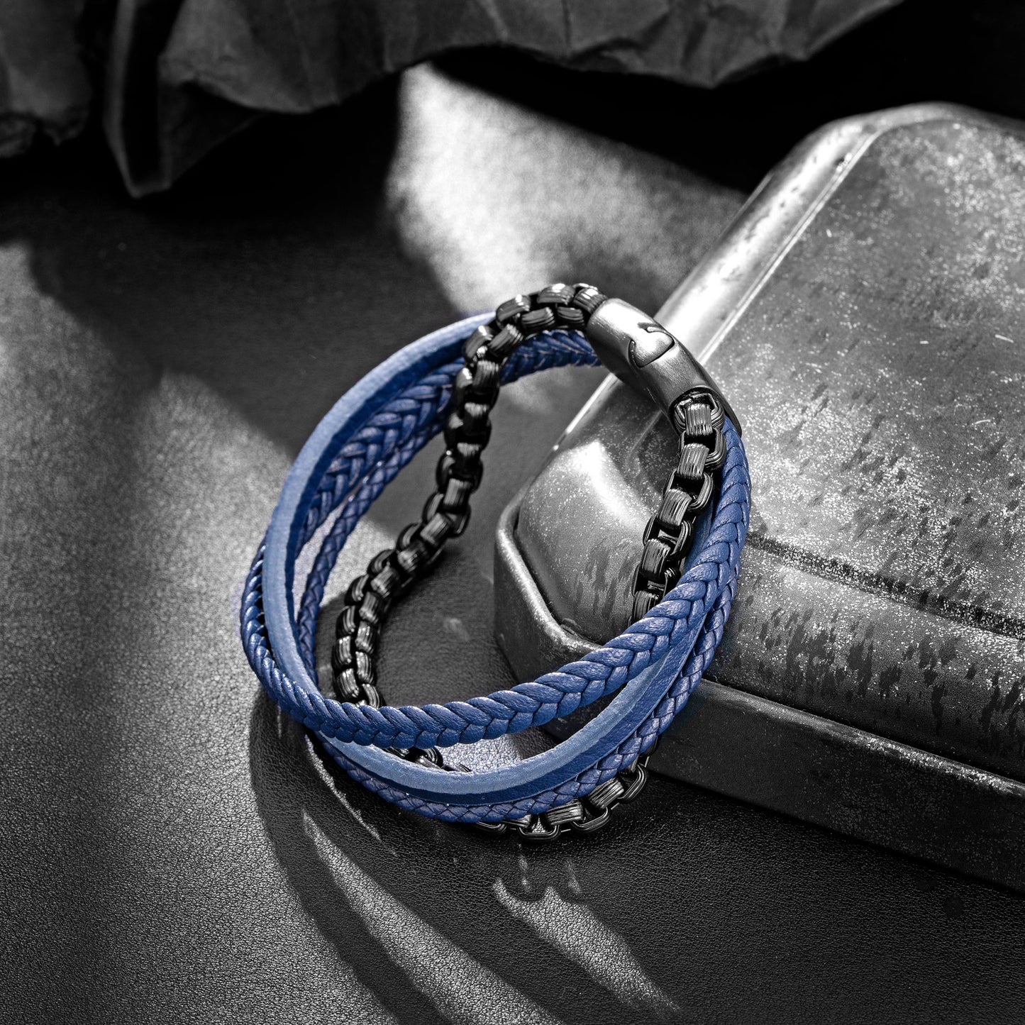 Leather and Steel Bracelet B00759