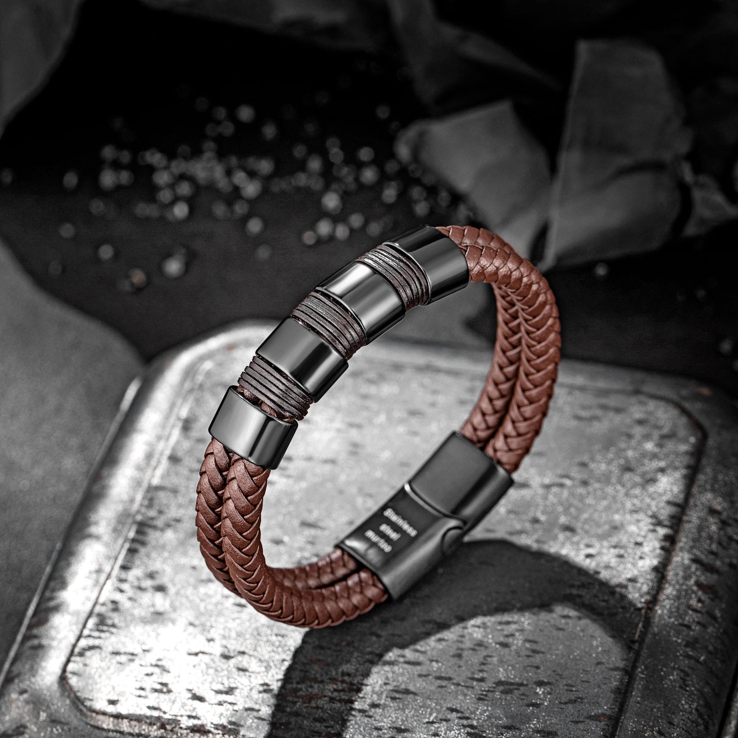 Leather and Steel Bracelet B00531