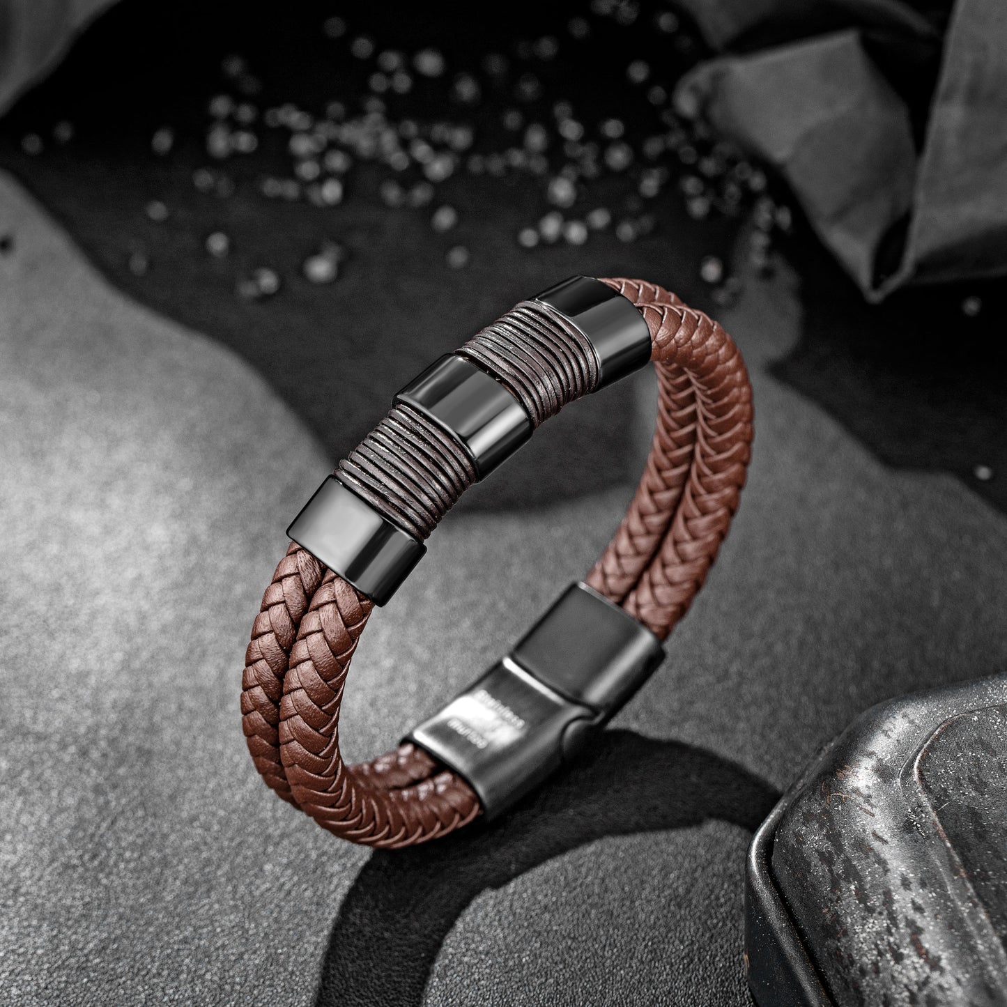 Leather and Steel Bracelet B00528