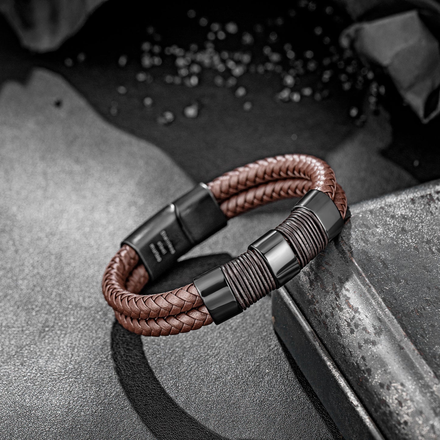 Leather and Steel Bracelet B00528
