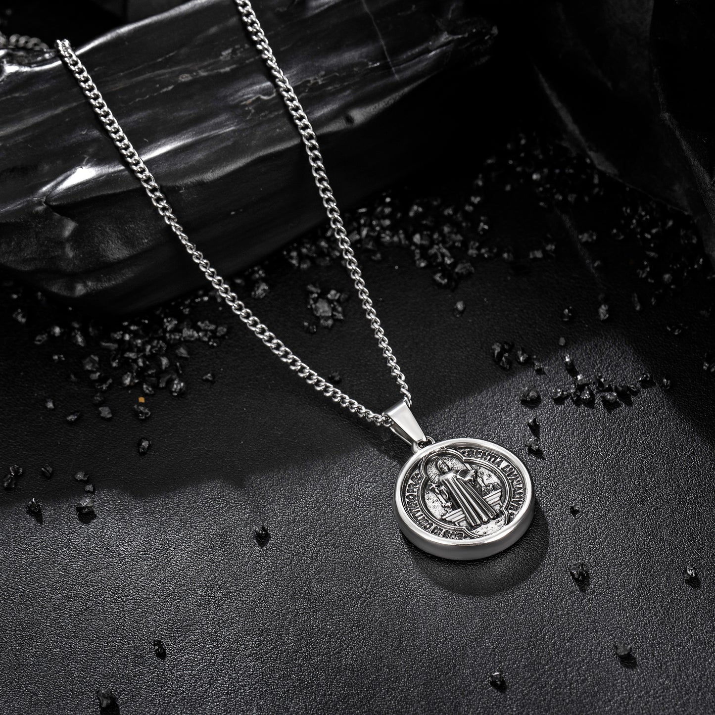 Antique Silver Pendant Necklace Curb Chain N00905