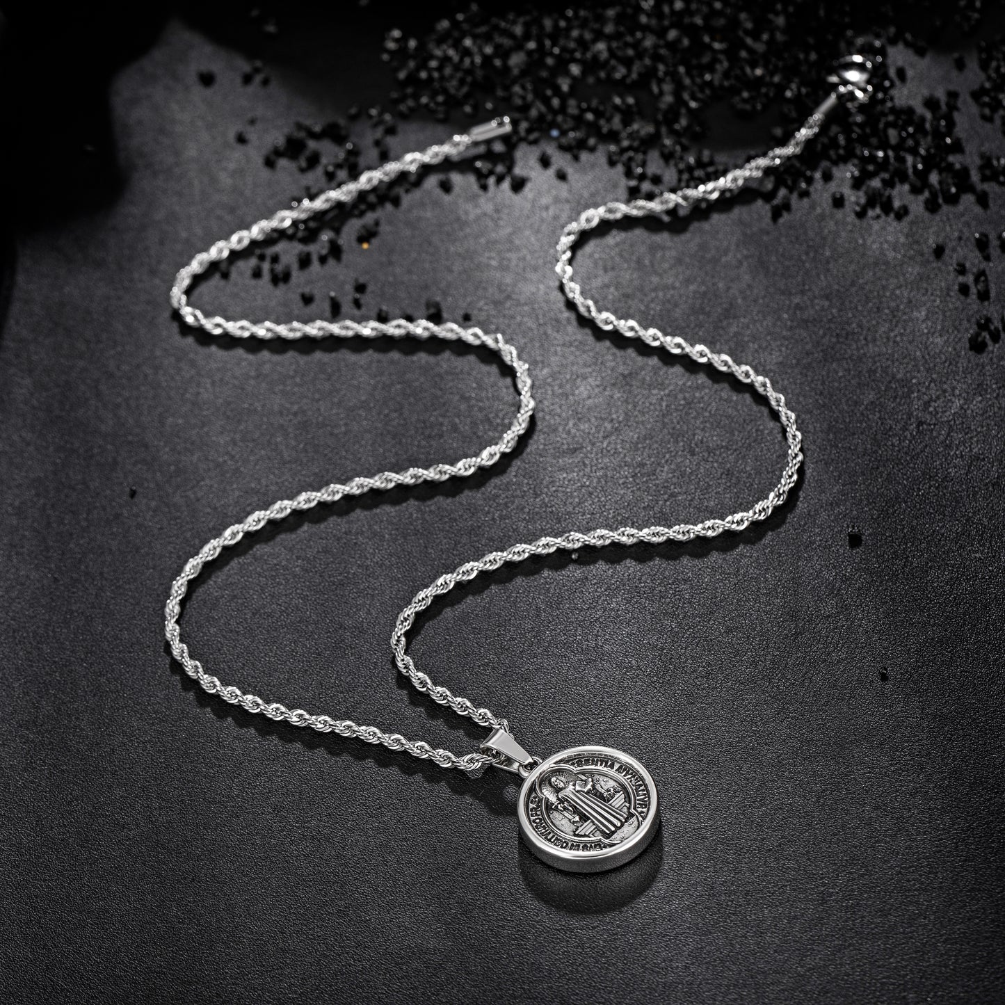 Antique Silver Pendant Necklace Twisted Rope Chain N00910