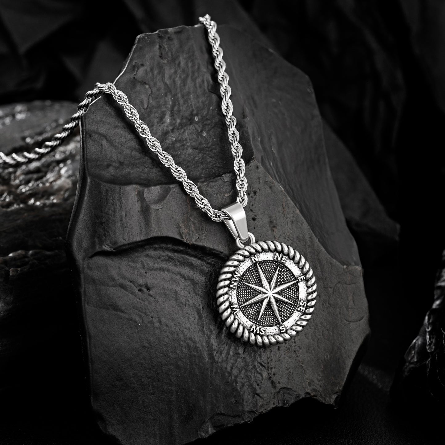 Antique Silver Compass Pendant Necklace Twisted Rope Chain N00593