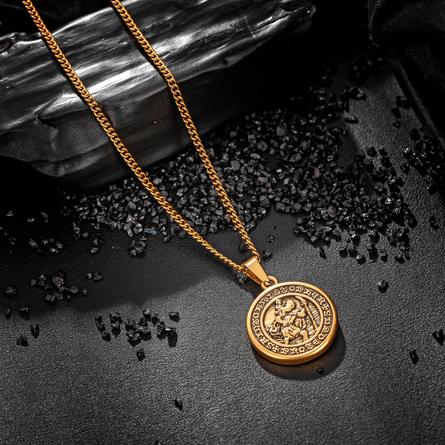 Antique Gold Pendant Necklace Curb Chain N01007