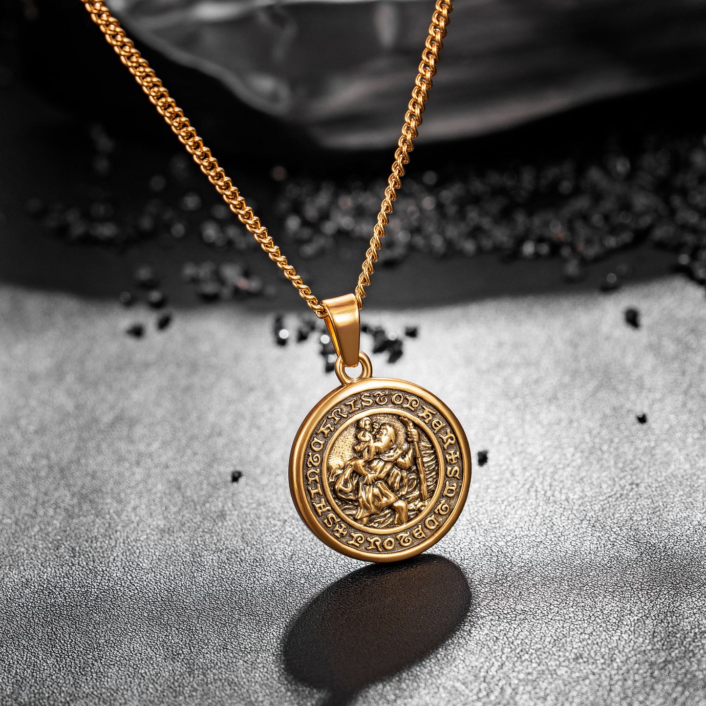 Antique Gold Pendant Necklace Curb Chain N01007