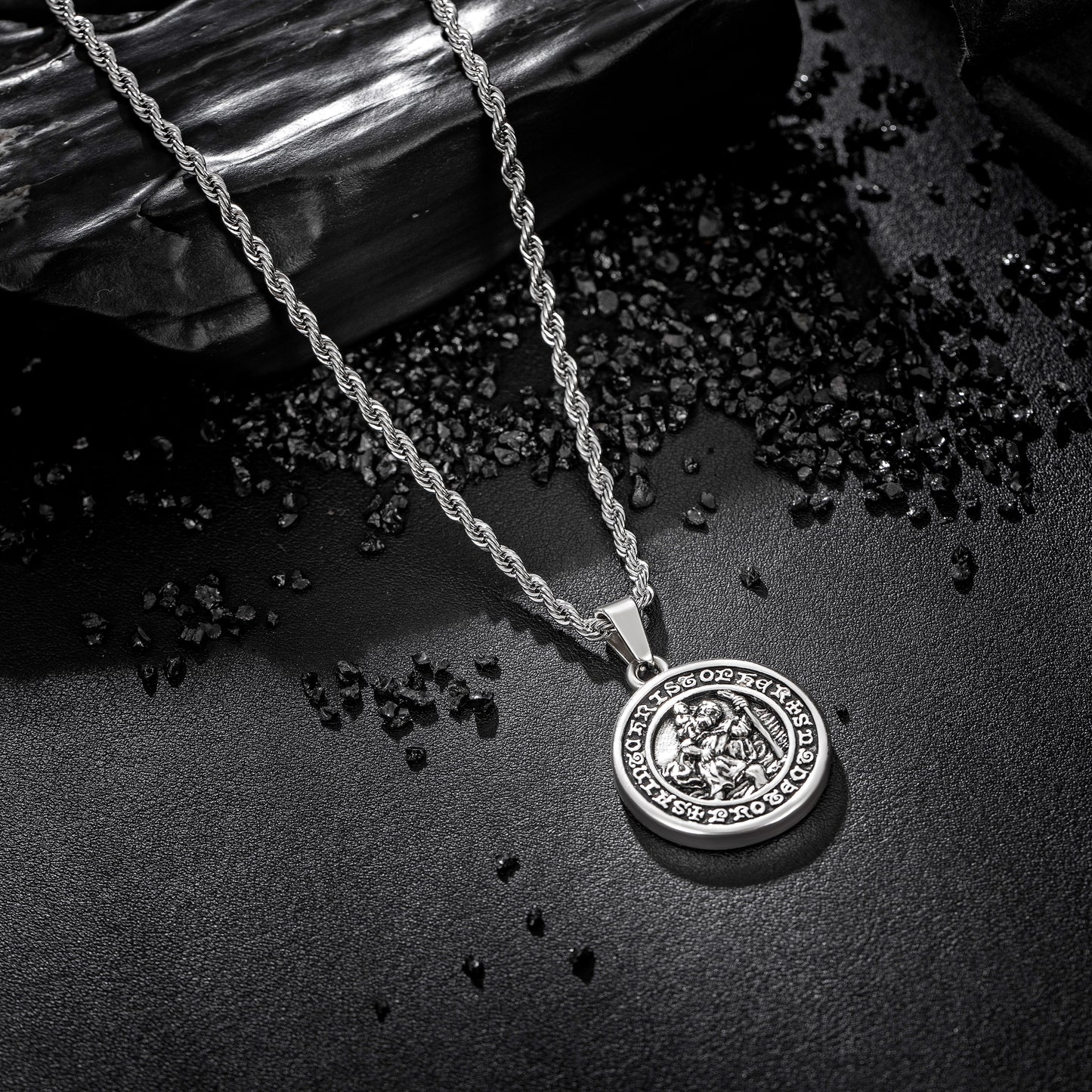 Antique Silver Pendant Necklace Twisted Rope Chain N00978