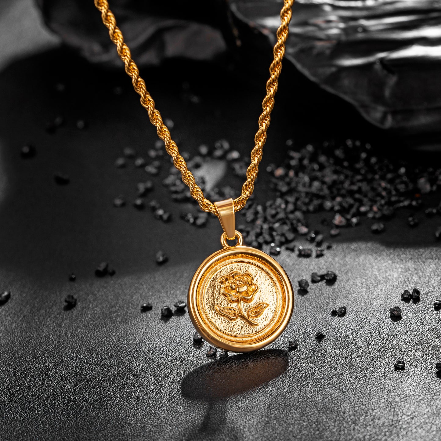 Gold Rose Pendant Necklace Twisted Rope Chain N00859