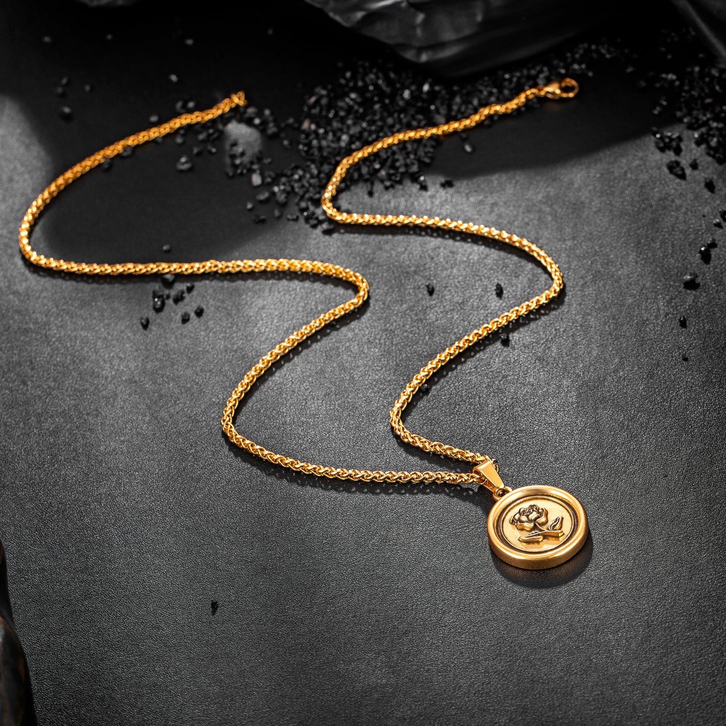 Antique Gold Rose Pendant Necklace Wheat Chain N00877