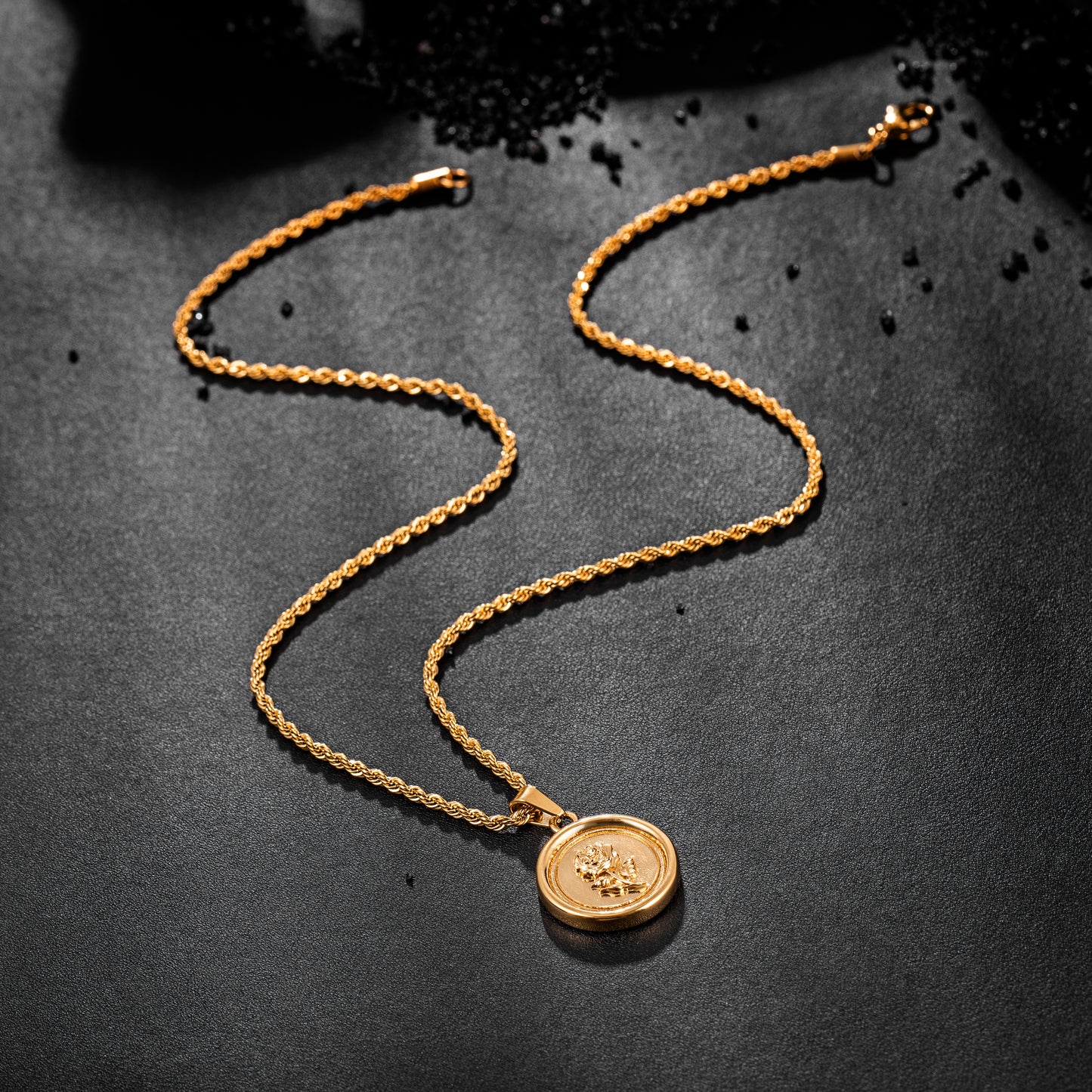 Gold Rose Pendant Necklace Twisted Rope Chain N01543