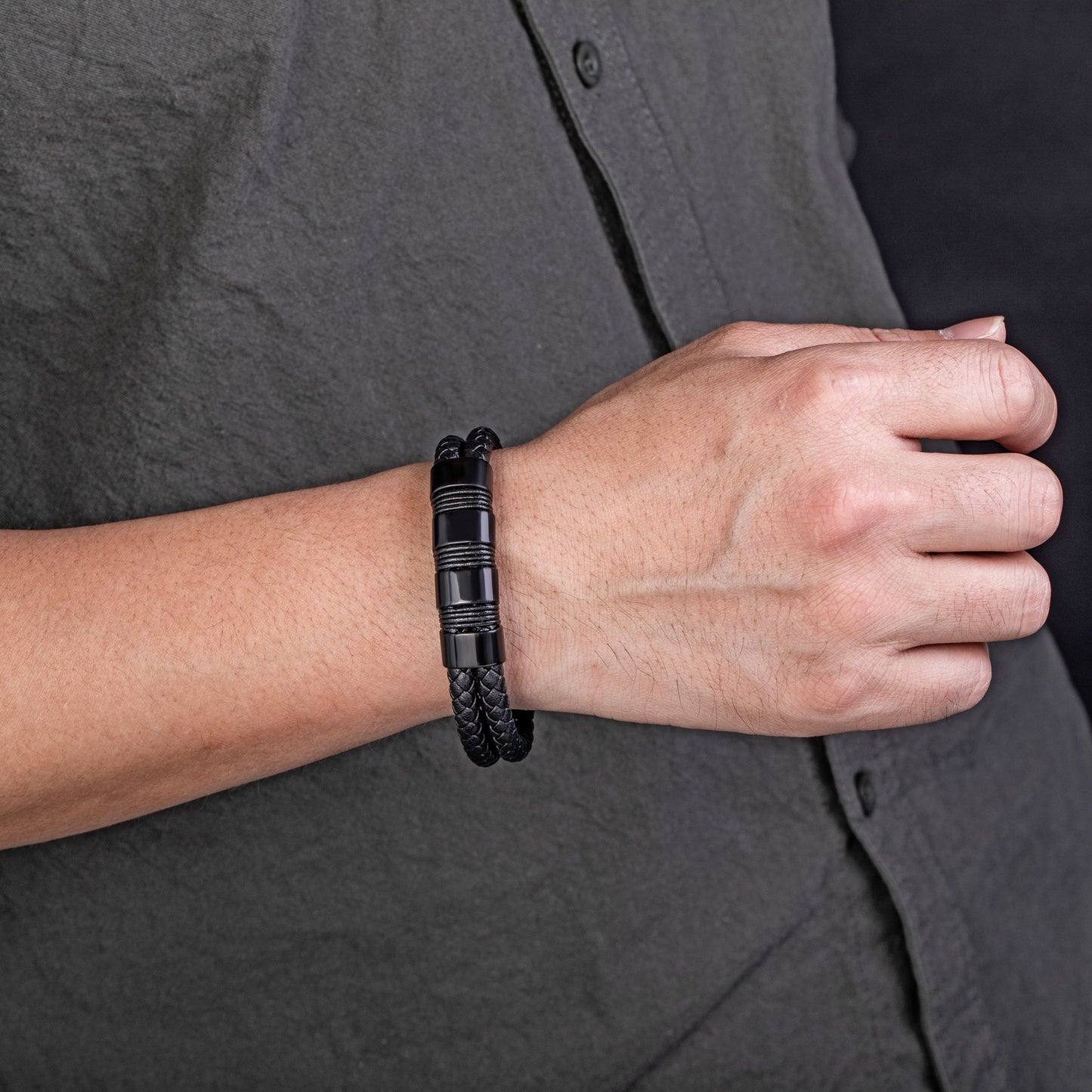 Leather and Steel Bracelet B00537