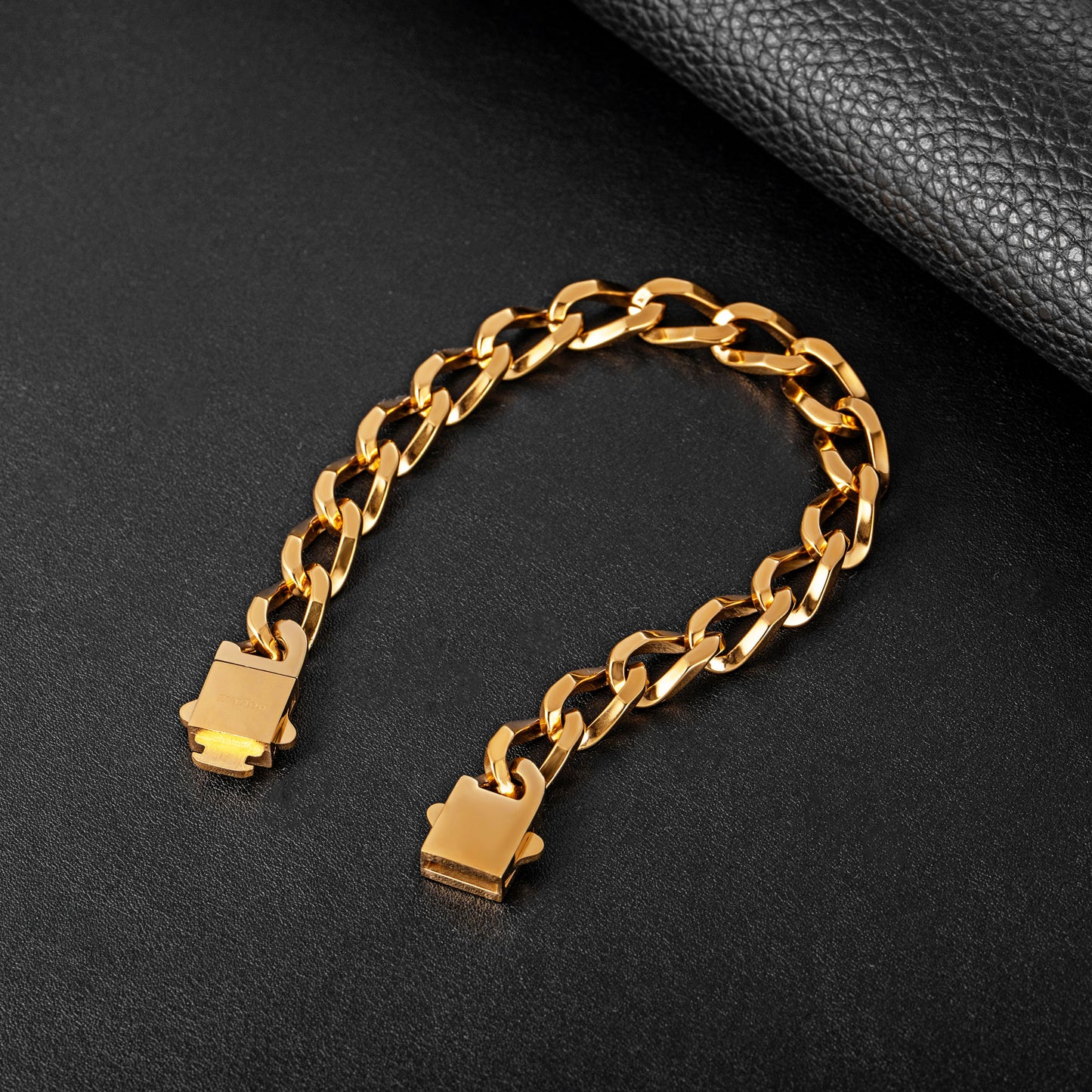9mm steel bracelet B00387