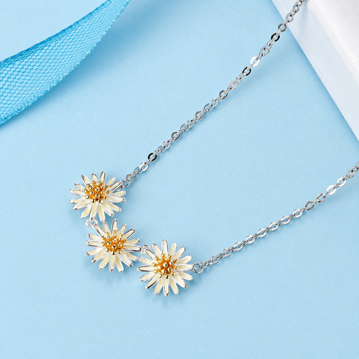 925 Sterling Silver Flower Necklace, Floral Pendant Jewelry with Three Bloom Design, Women Silver Pendant Necklace for Daily Wear