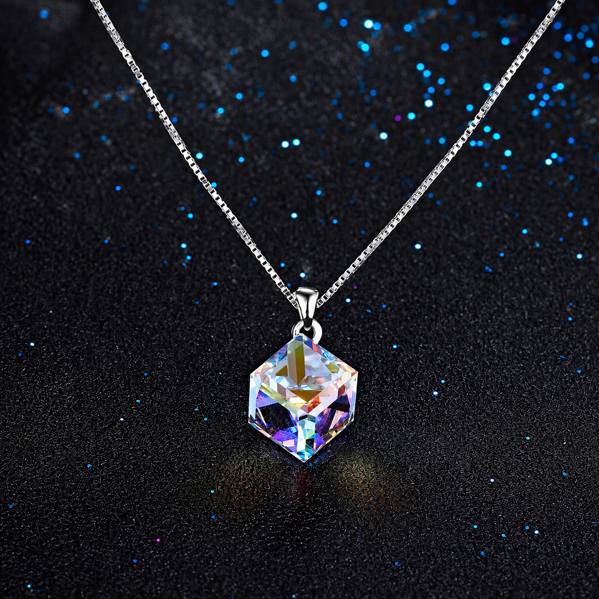 Geometric Pendant Necklace for Women, Faceted Prism Drop Design with Modern Cut Details, Minimalist Everyday Jewelry