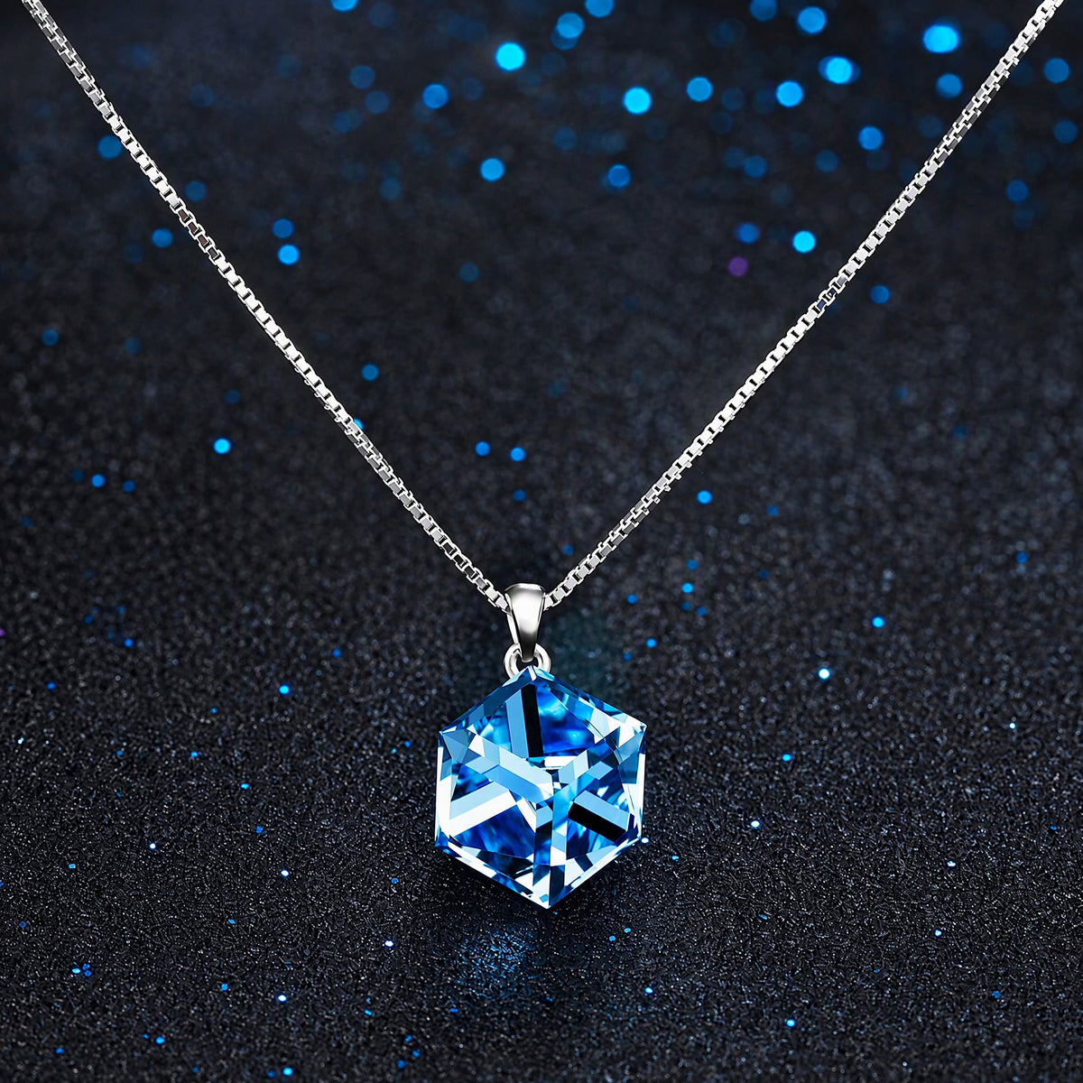 Geometric Pendant Necklace for Women, Faceted Prism Drop with Angular Cut Details, Minimalist Jewelry for Daily Styling