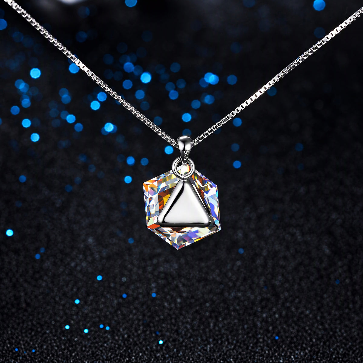 Geometric Pendant Necklace for Women, Faceted Prism Drop Design with Modern Cut Details, Minimalist Everyday Jewelry