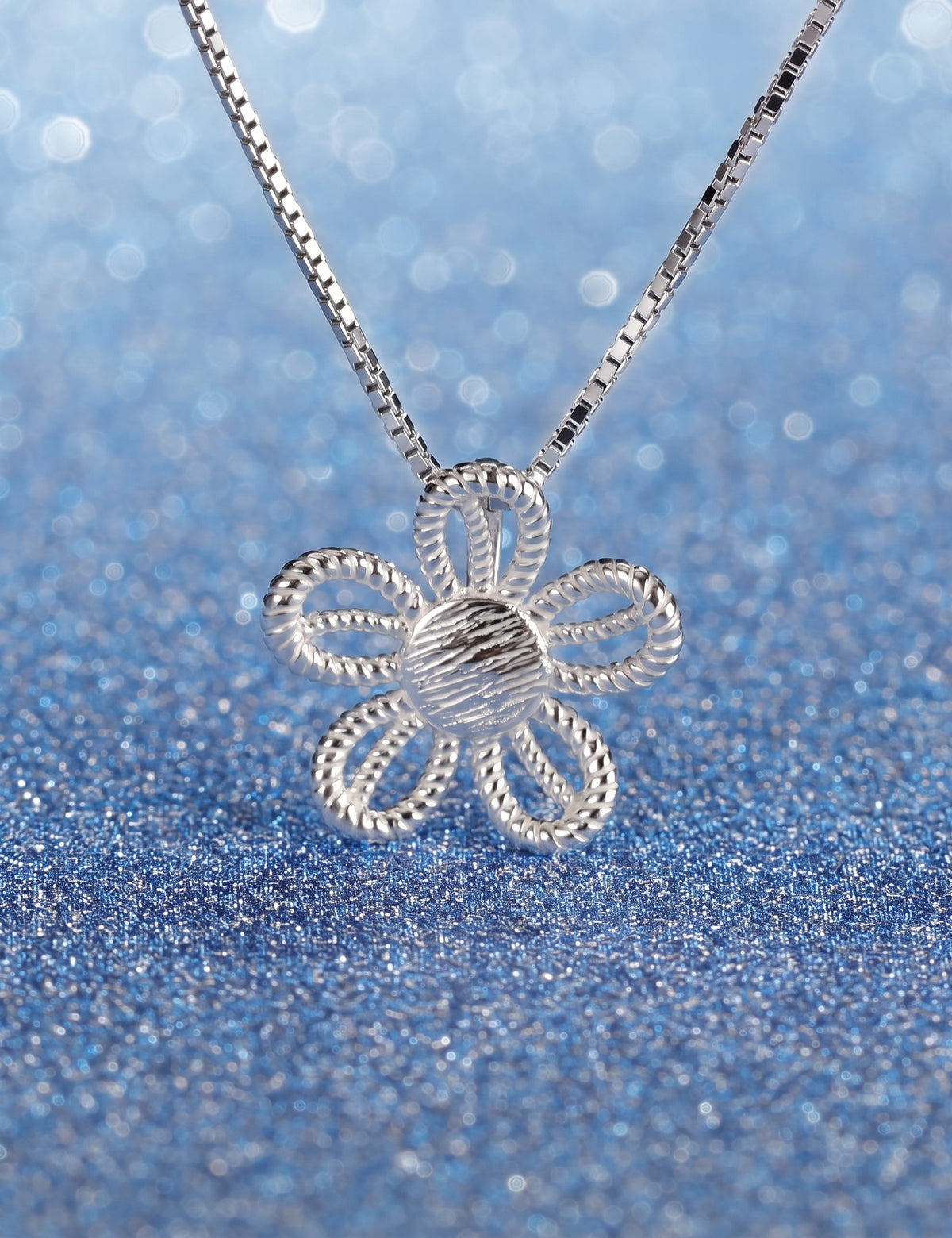 Flower Jewelry Set for Women, Five Petal Openwork Floral Pendant Necklace and Matching Stud Earrings, Daily Accessories