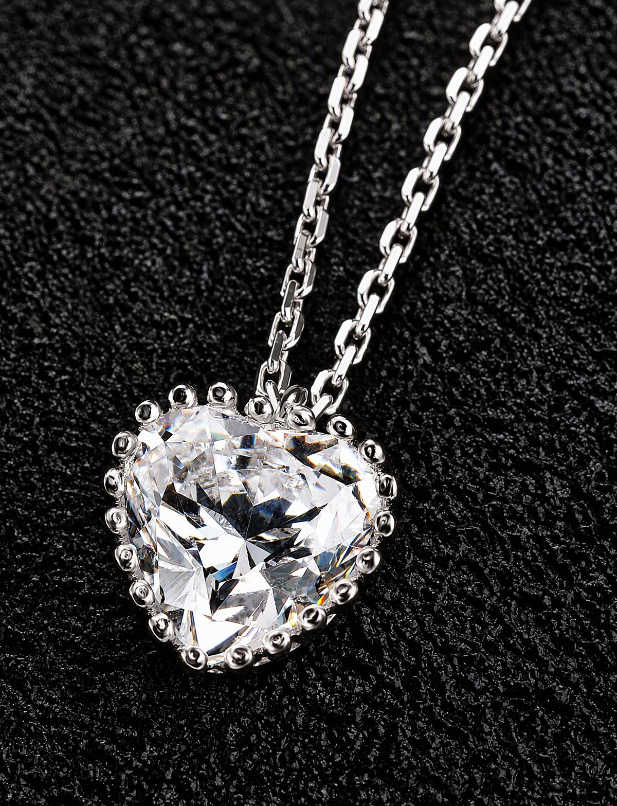 Heart Pendant Necklace for Women, Faceted Heart Design with Beaded Edge, Dainty Jewelry for Everyday Styling