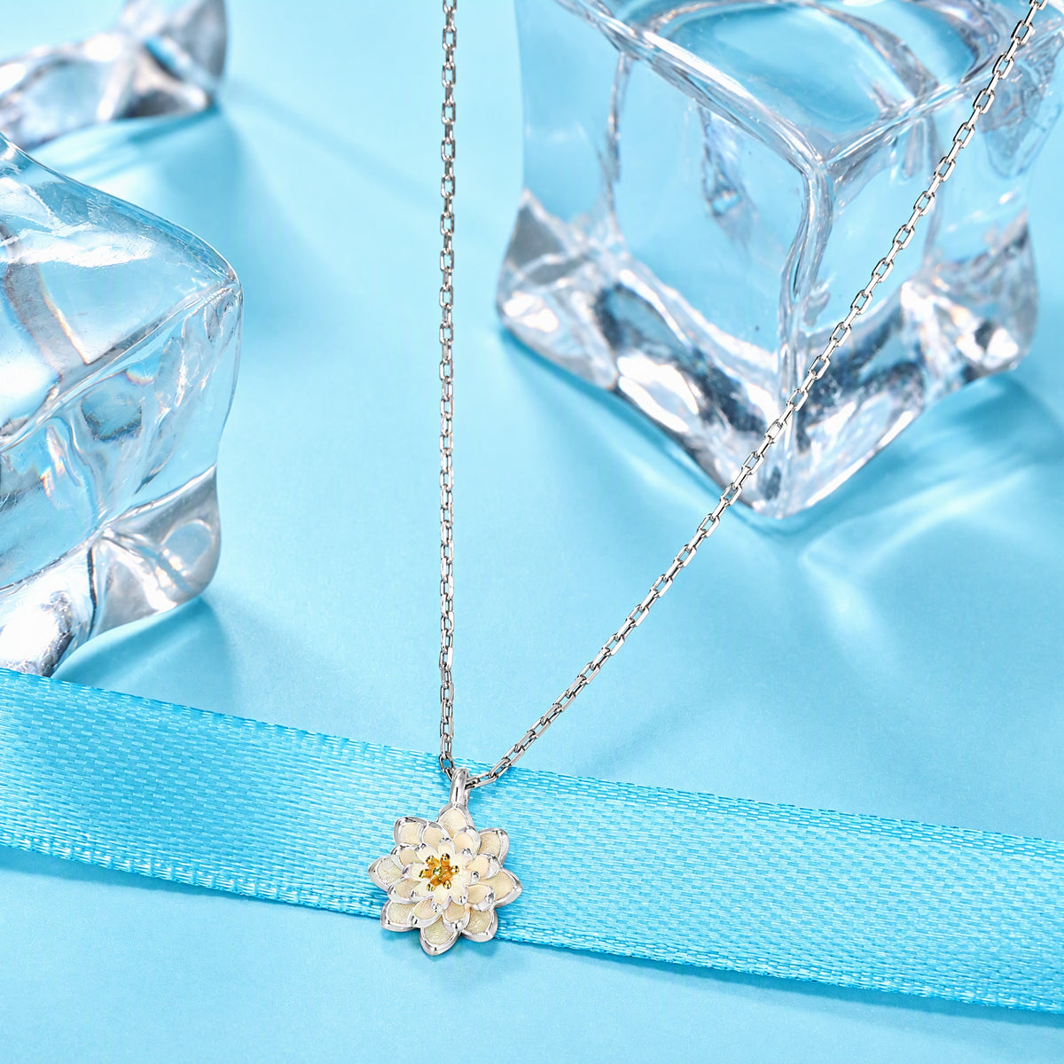 Flower Pendant Necklace for Women, Layered Petal Design with Textured Bloom Center, Botanical Jewelry for Everyday Style
