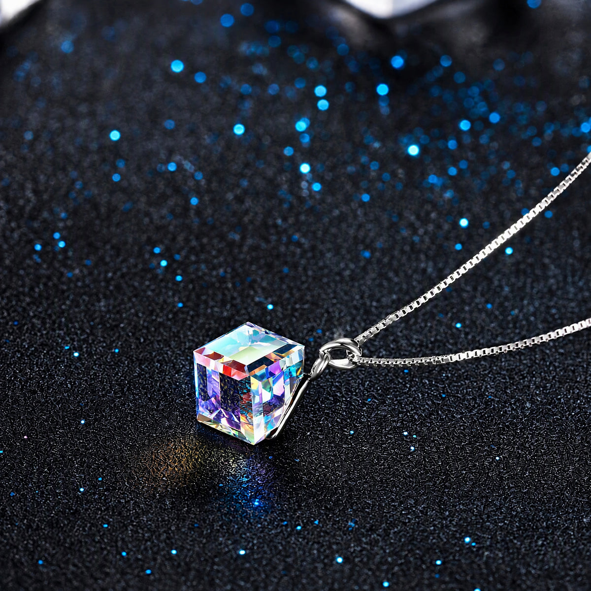 Geometric Pendant Necklace for Women, Faceted Prism Drop Design with Modern Cut Details, Minimalist Everyday Jewelry