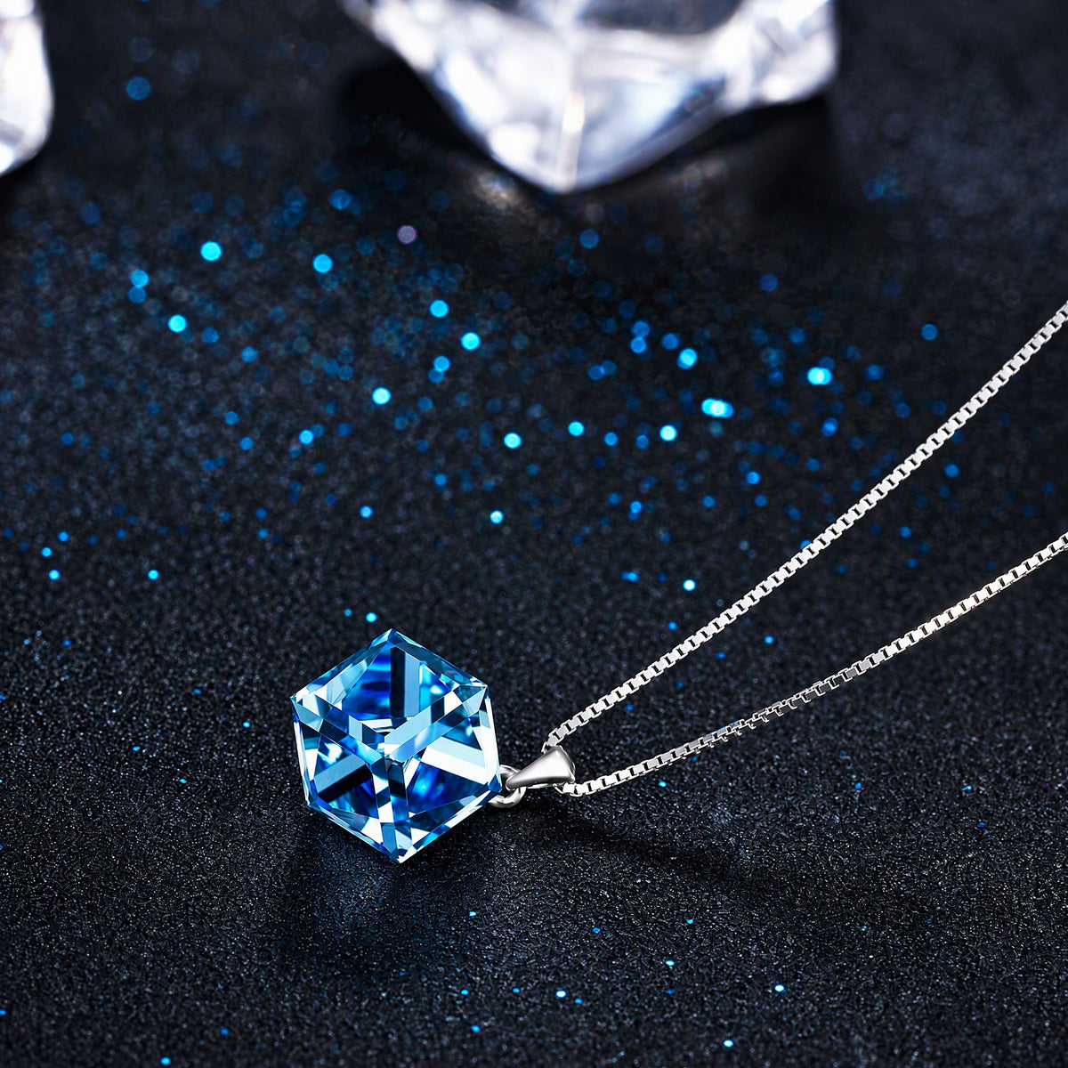 Geometric Pendant Necklace for Women, Faceted Prism Drop with Angular Cut Details, Minimalist Jewelry for Daily Styling
