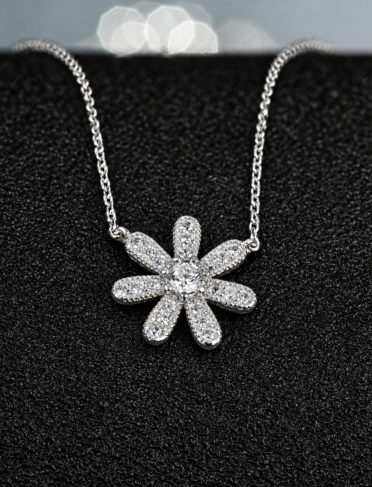Flower Necklace for Women, Seven Petal Floral Centerpiece with Faceted Details, Dainty Botanical Jewelry for Daily Style