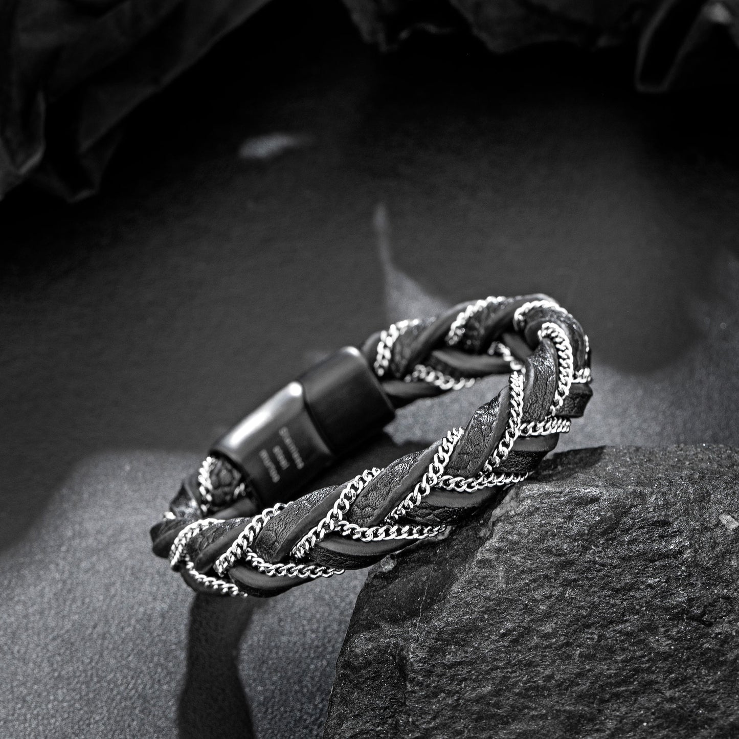 Leather and Steel Bracelet B00607