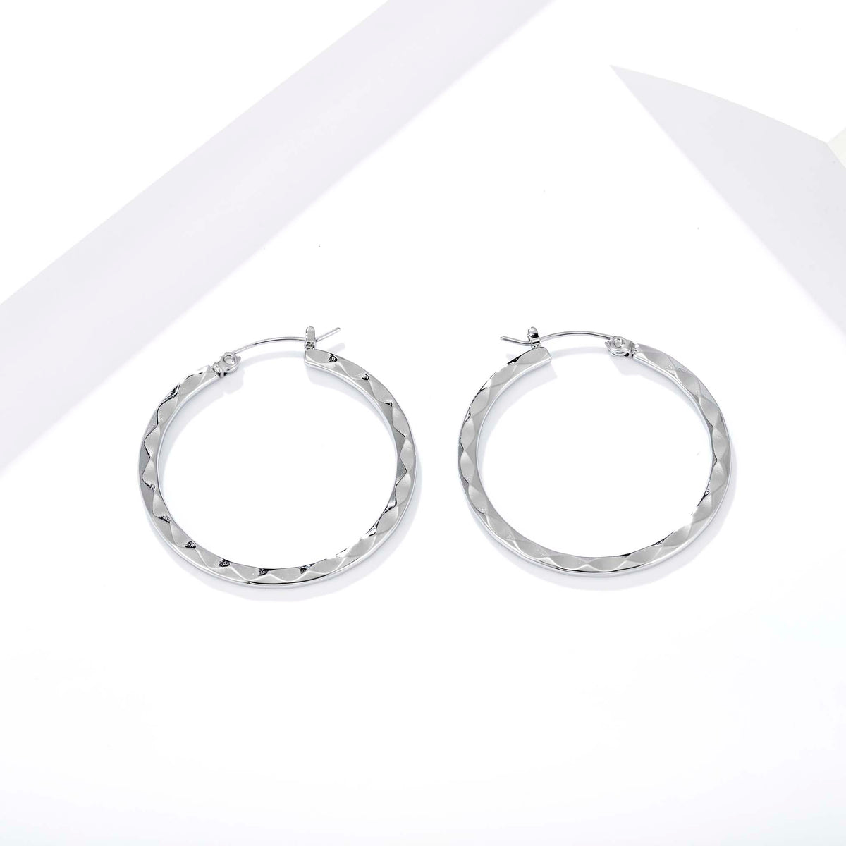 Geometric Textured Hoop Earrings for Women, Stainless Steel Round Earrings, Minimalist Modern Jewelry for Everyday Style