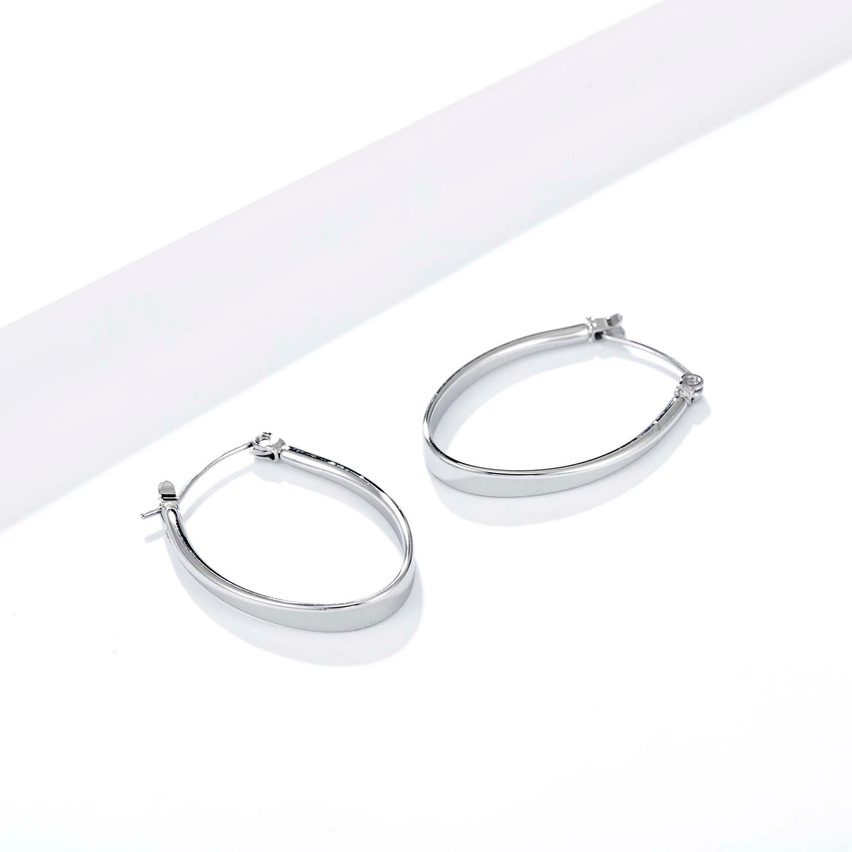 Oval Hoop Earrings for Women, Geometric Flat Hoop Earrings, Polished Modern Jewelry Pair for Daily and Office Wear
