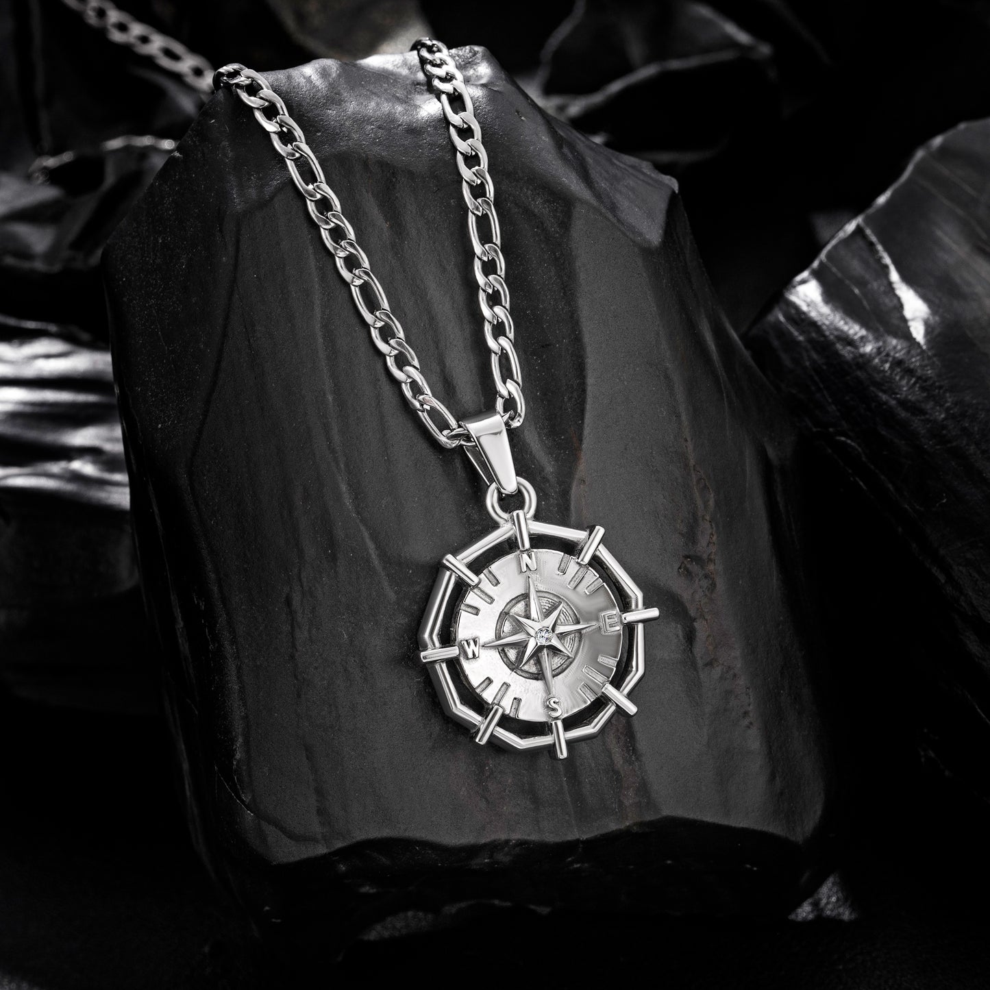 Silver Compass Pendant Necklace Figaro Chain N01866