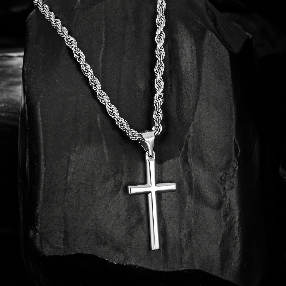 Cross Necklace for Men and Women, Minimalist Cross Pendant with Four Chain Styles, Classic Everyday Jewelry Gift