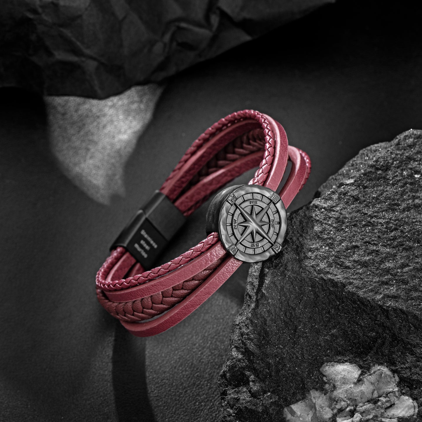 Compass leather bracelet for men B00718