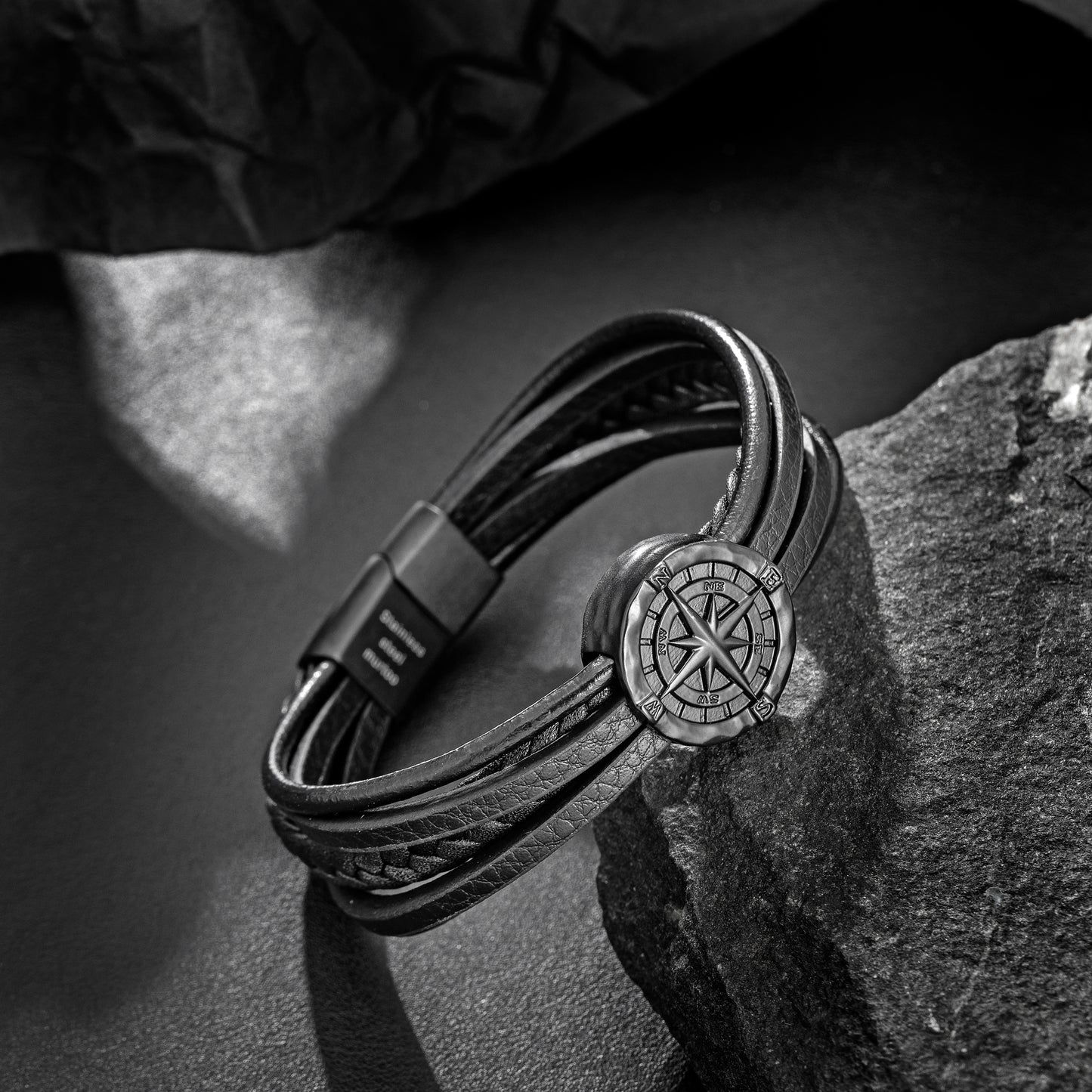 Compass leather bracelet for men B00712