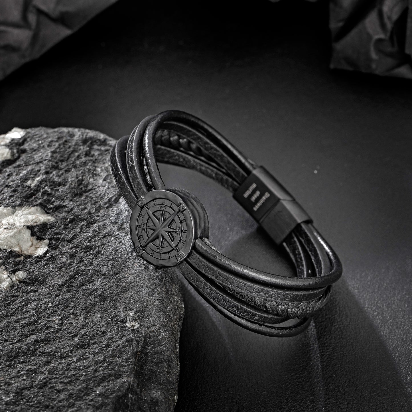 Compass leather bracelet for men B00712