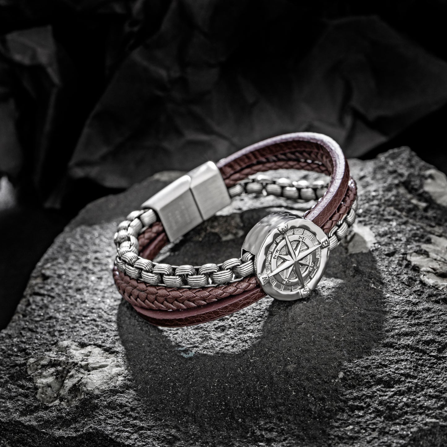 Compass leather bracelet for men B00724