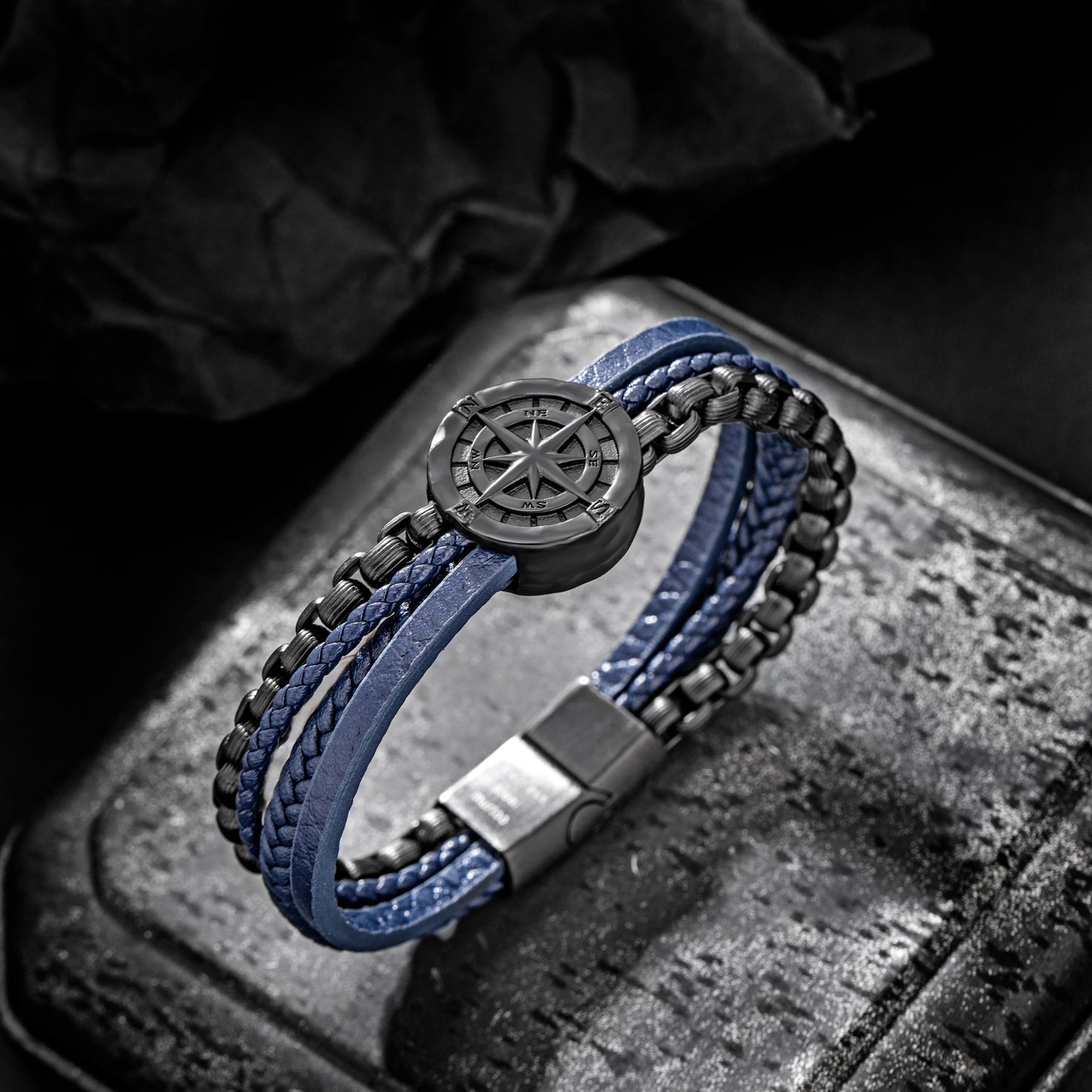 Compass leather bracelet for men B00739