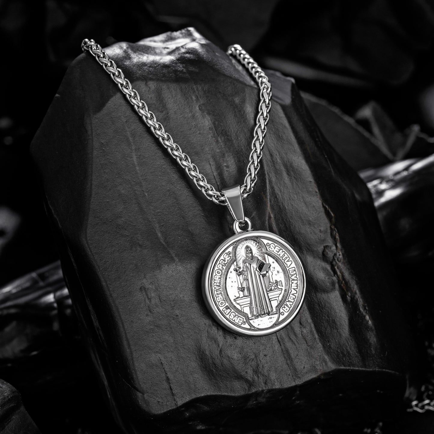 Silver Pendant Necklace Wheat Chain N00894