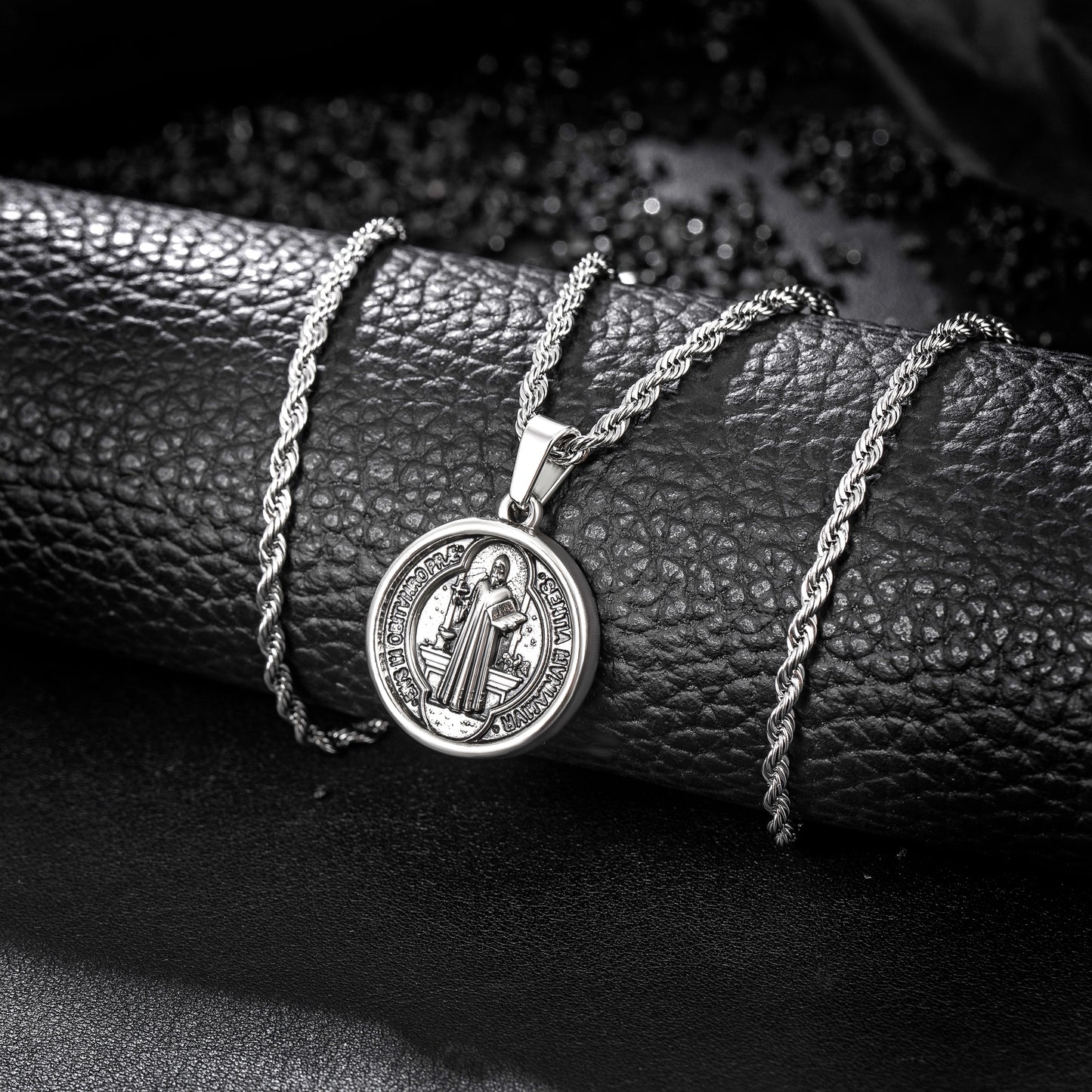 Antique Silver Pendant Necklace Twisted Rope Chain N00910