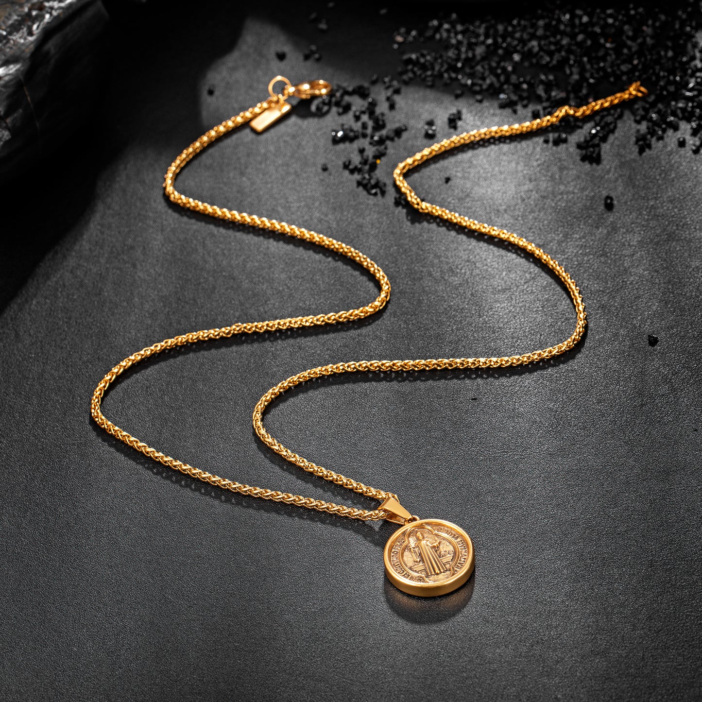 Antique Gold Pendant Necklace Wheat Chain N00945